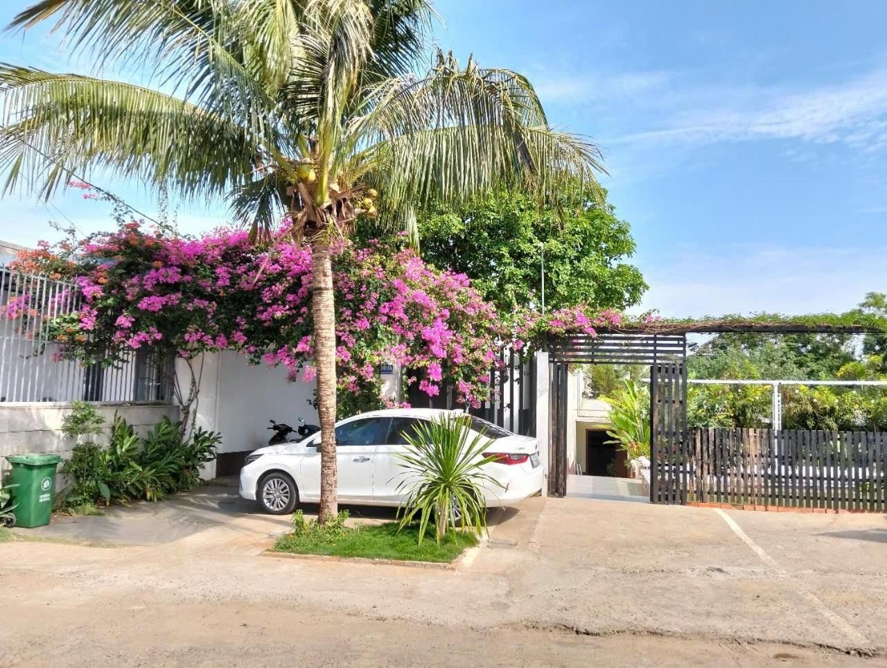 Doi Sao Homestay Буонметхуот Экстерьер фото